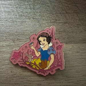 Disney Snow White Castle Pin